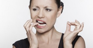 Как лечить зуб под коронкой?